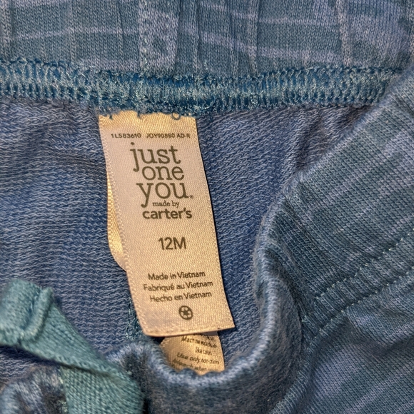 Carter's 3 piece shorts set 12 months - Picture 2 of 2